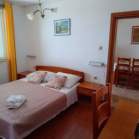 Monika Apartman Rab Town Kültér fotó